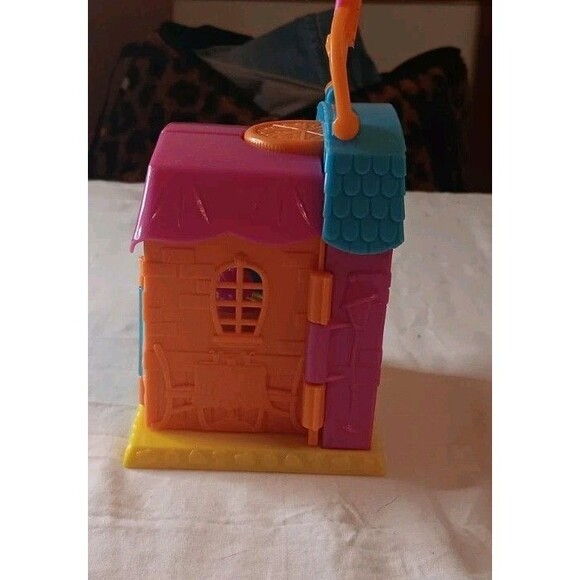 Colorful Polly Pocket Pizza Parlor From Mattel - Picture 4 of 6